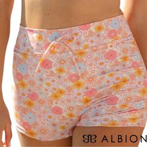 Albion Darling Pink Swim Shorts Women’s Medium Floral Daisy Print Retro Beach
